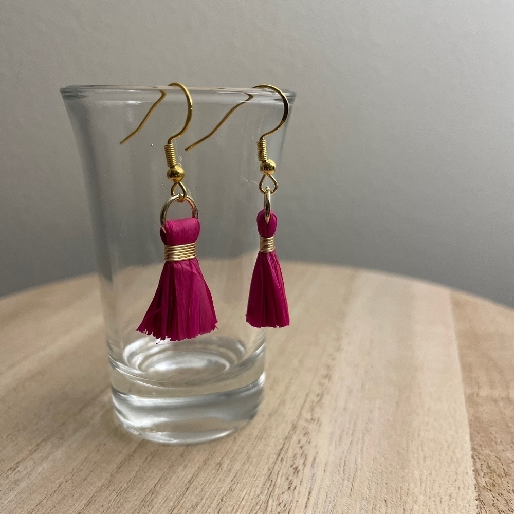 Pink Crepe Paper Earrings‎